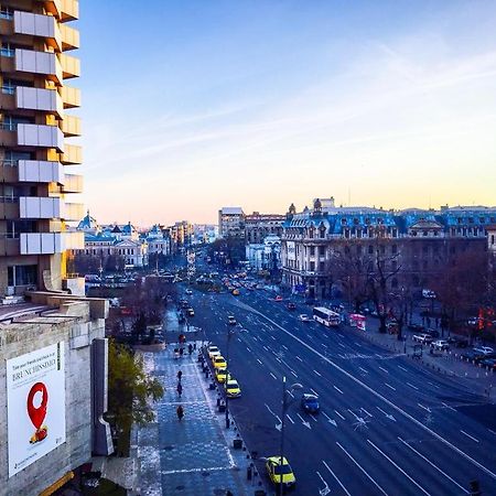 Central Studio Across From Intercontinental Bukarest Exteriör bild