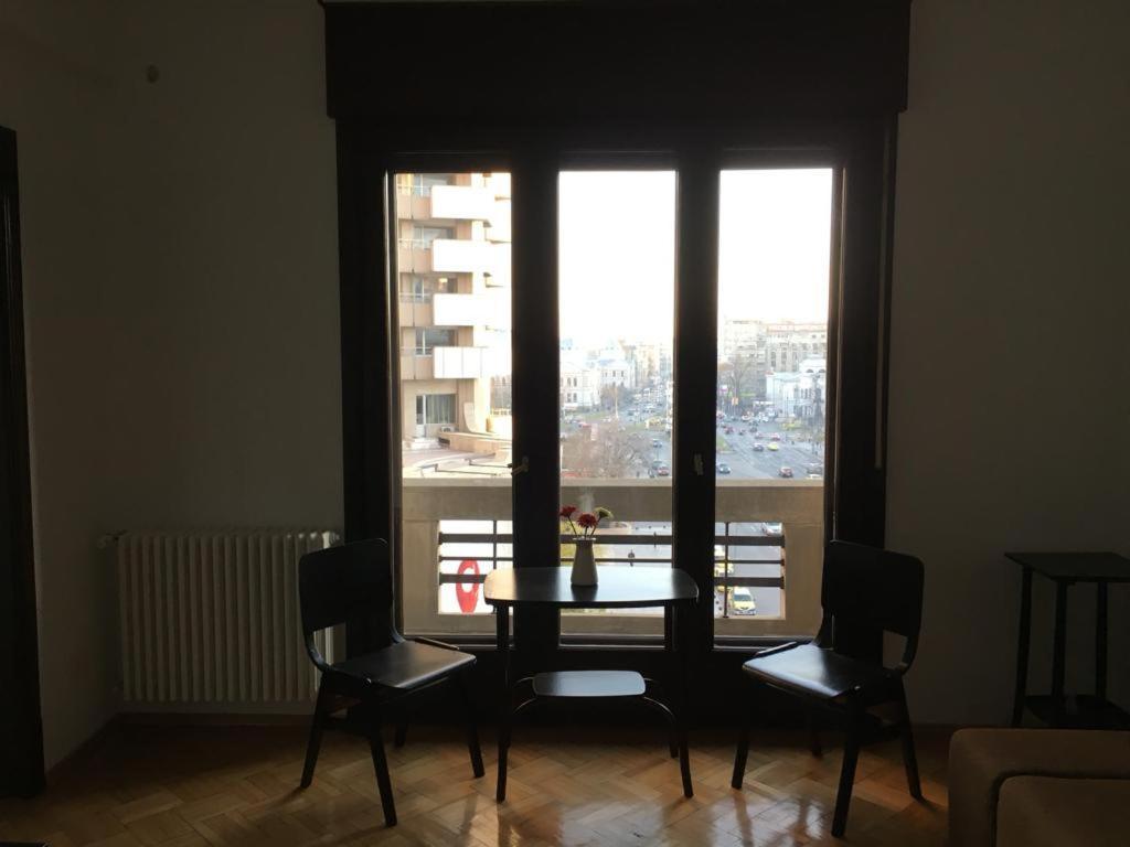 Central Studio Across From Intercontinental Bukarest Exteriör bild