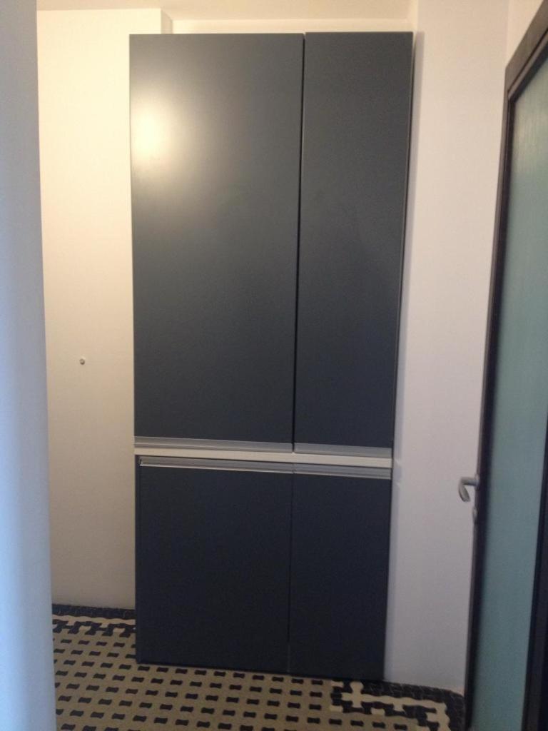 Central Studio Across From Intercontinental Bukarest Exteriör bild